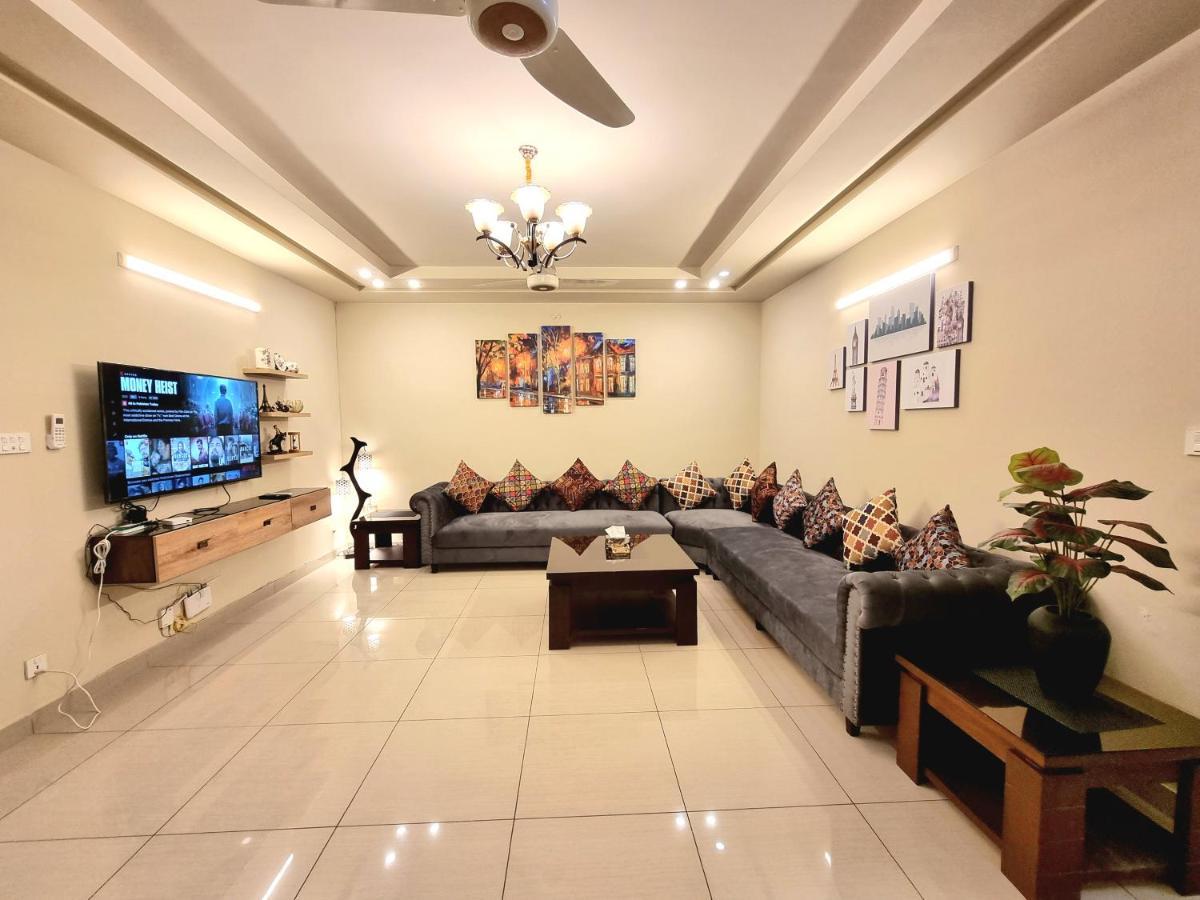 Luxurious Landing Apartments & Suites Bahria Town Rawalpindi Buitenkant foto