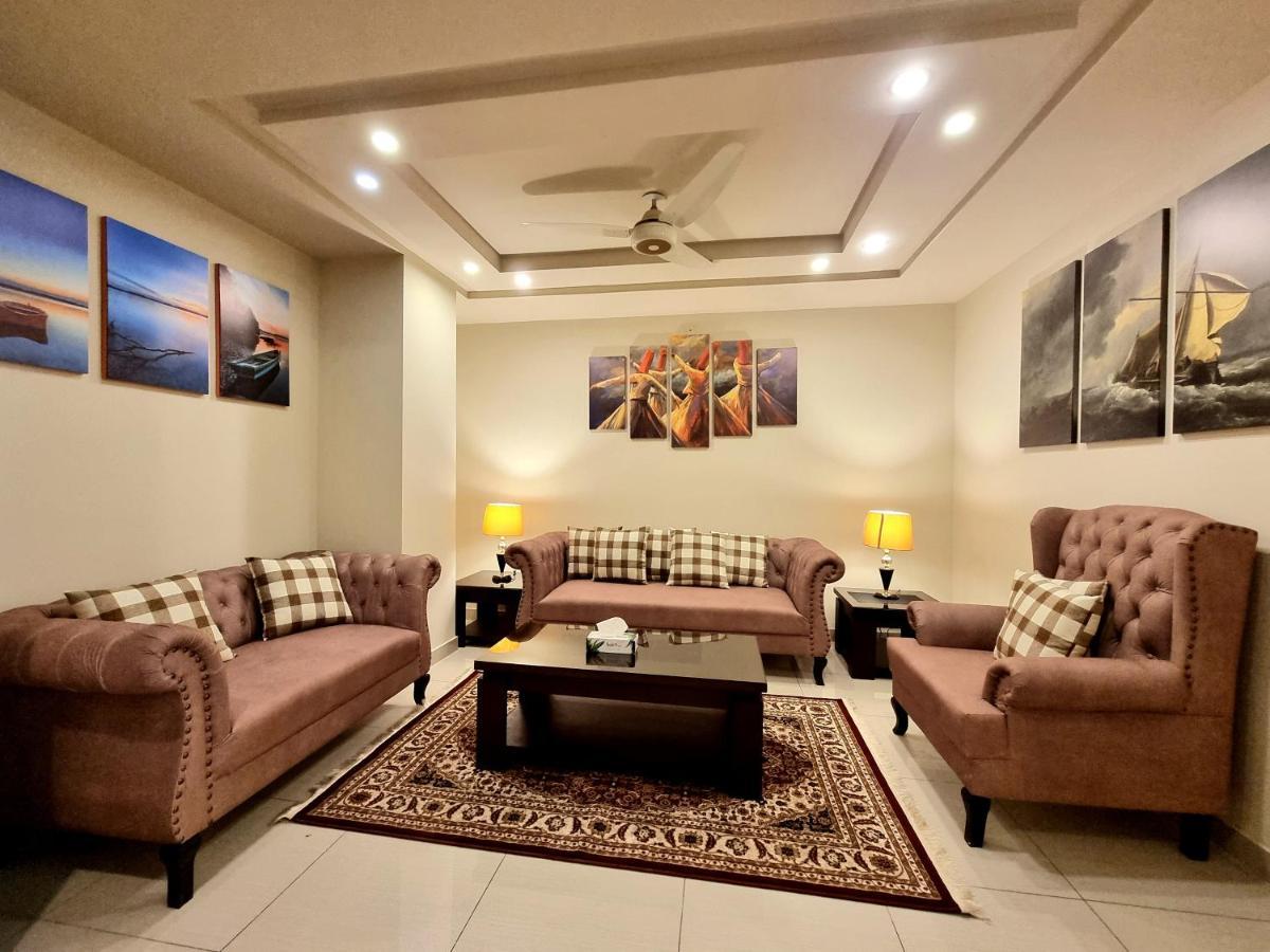 Luxurious Landing Apartments & Suites Bahria Town Rawalpindi Buitenkant foto