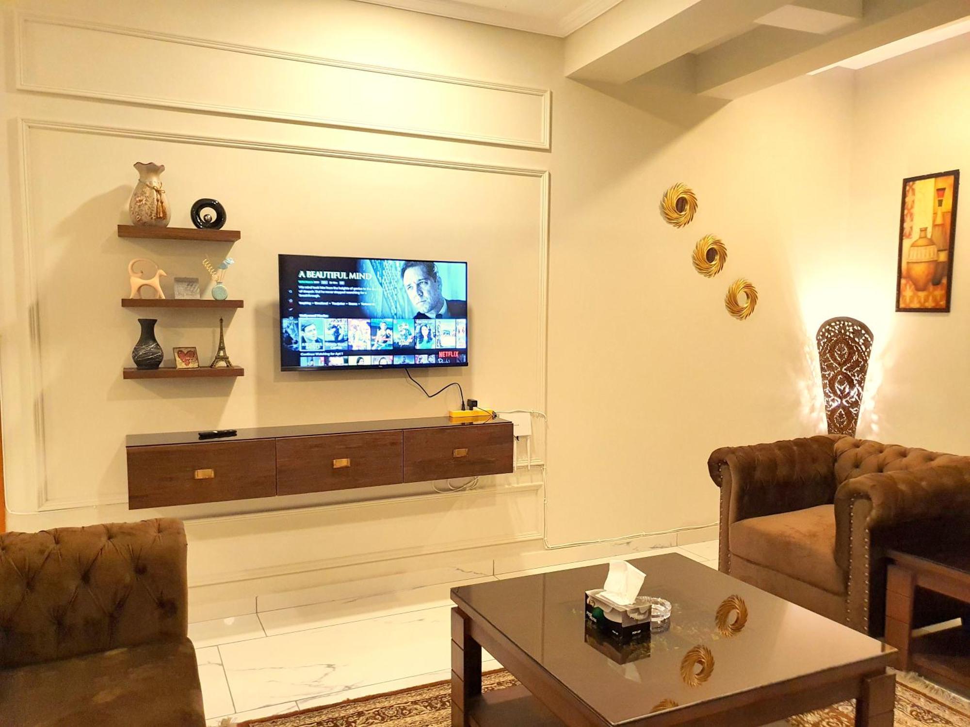 Luxurious Landing Apartments & Suites Bahria Town Rawalpindi Kamer foto